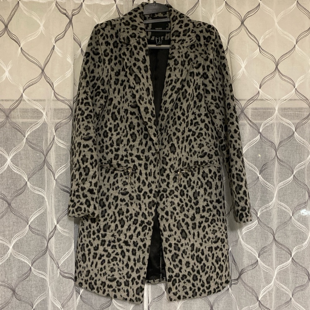 Medium Forever 21 Leopard Print Coat